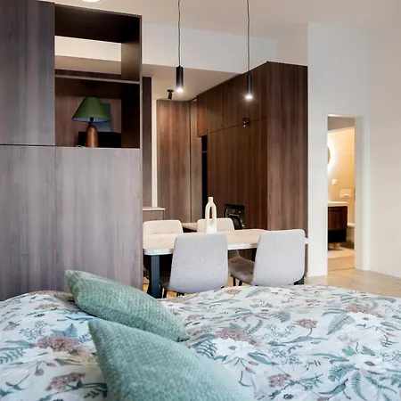 Apartman Naiti Deluxe Cassovar With Aircon And Terrace *