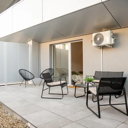 Apartman Naiti Deluxe Cassovar With Aircon And Terrace