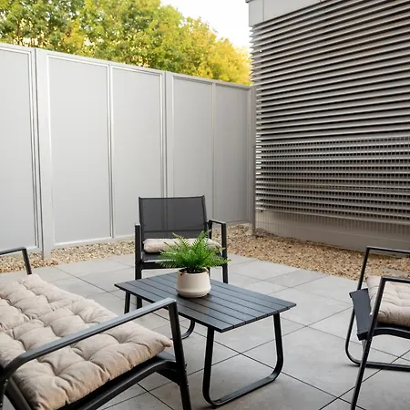Apartman Naiti Deluxe Cassovar With Aircon And Terrace *